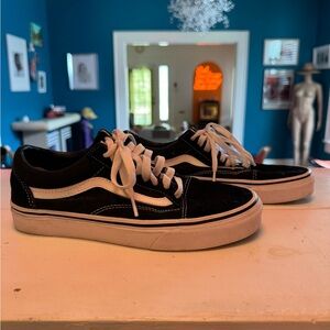 Black vans